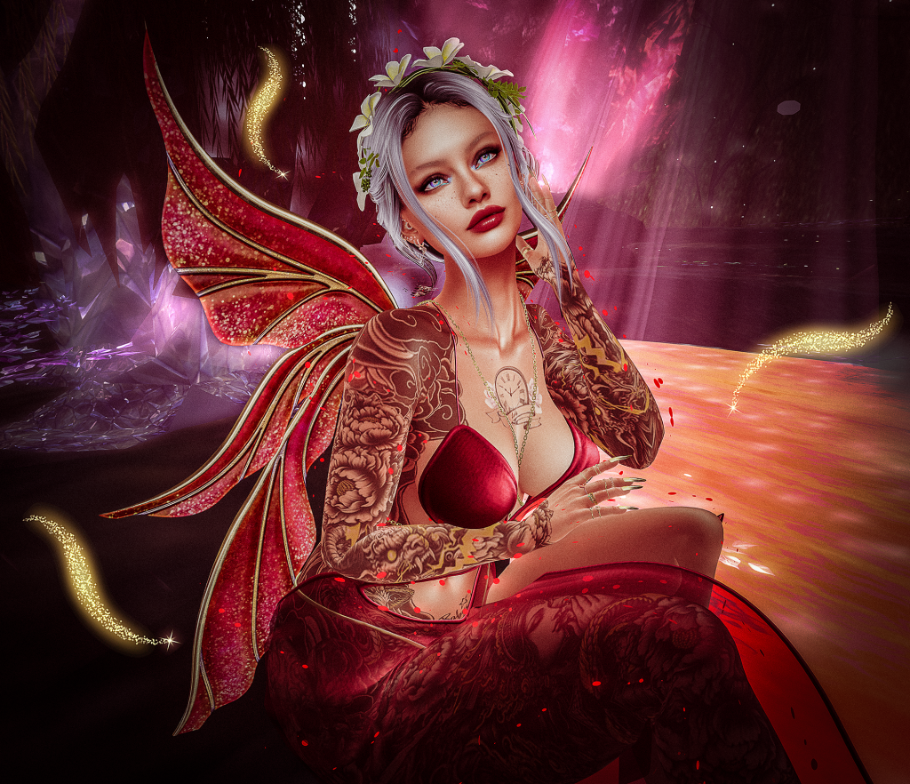 Roxy Enchantment – A Fairy in Scarlet